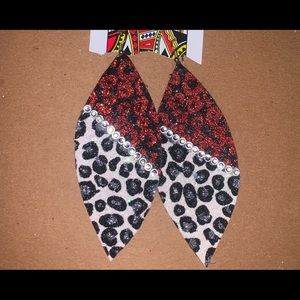 leather earrings